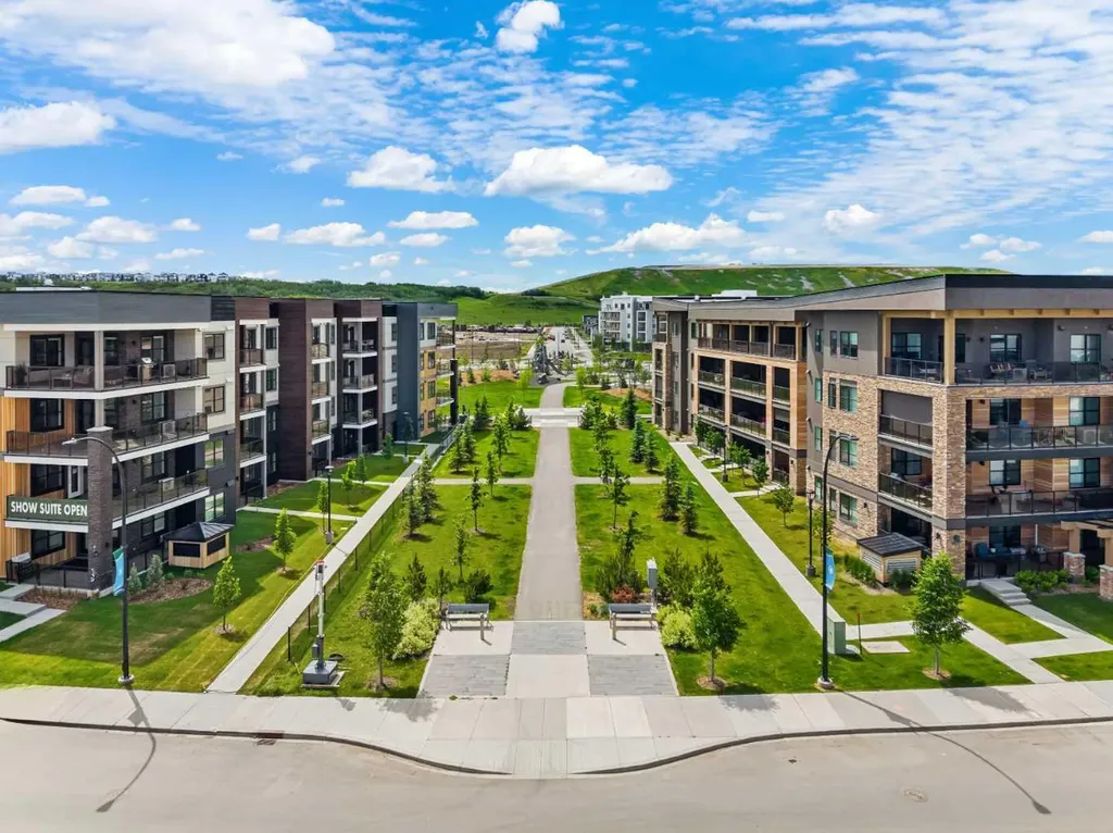 125 Wolf Hollow Crescent SE Calgary AB T2X 5W9