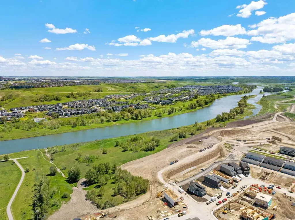 125 Wolf Hollow Crescent SE Calgary AB T2X 5W9