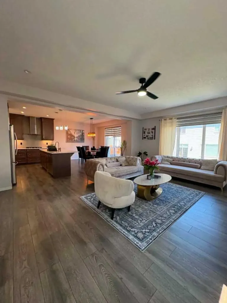 46 Cityside Gardens NE Calgary AB T3N 1J2