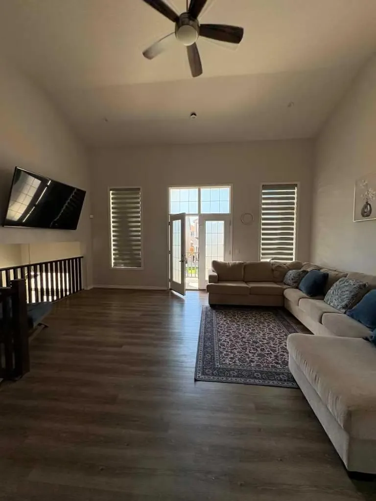 46 Cityside Gardens NE Calgary AB T3N 1J2