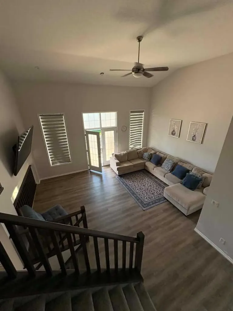 46 Cityside Gardens NE Calgary AB T3N 1J2