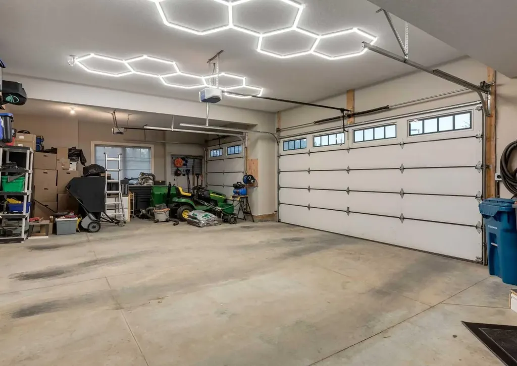123 Leighton Lane Rural Rocky View County AB T3Z 0A2
