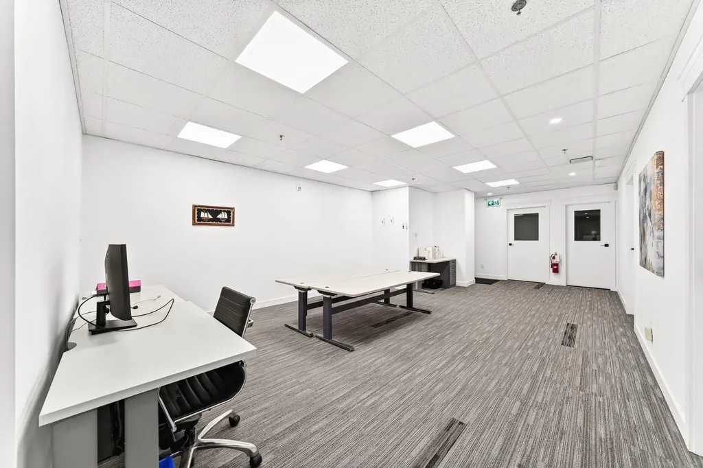 634 6 Avenue SW Calgary AB T2P2Y5