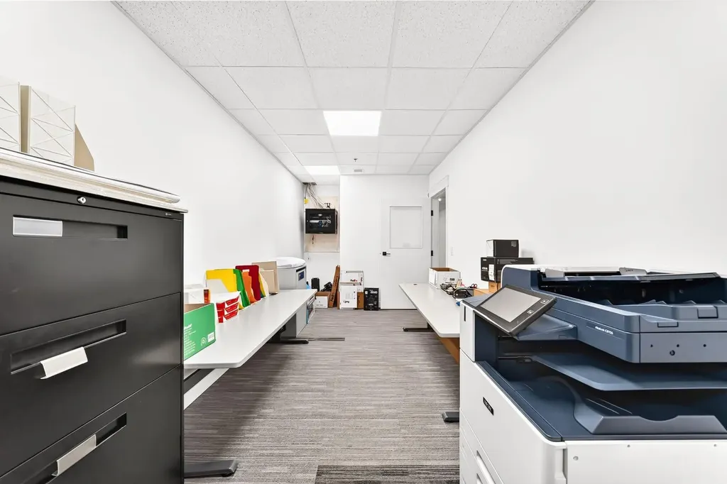 634 6 Avenue SW Calgary AB T2P2Y5