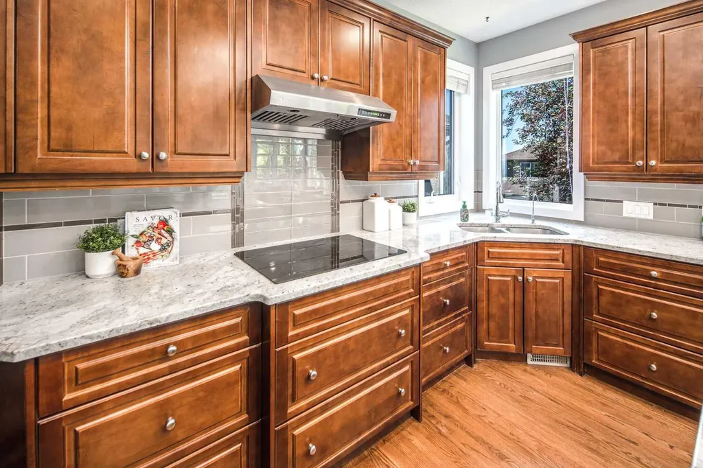 99 Evergreen Square SW Calgary AB T2Y 4W3