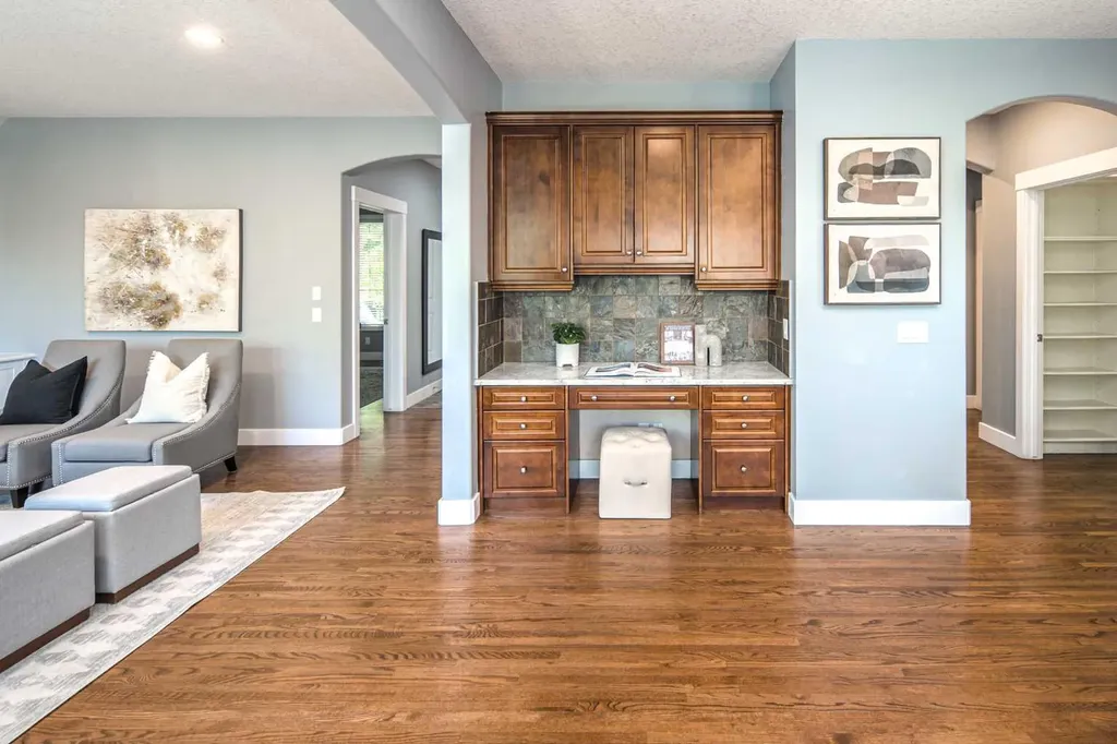 99 Evergreen Square SW Calgary AB T2Y 4W3