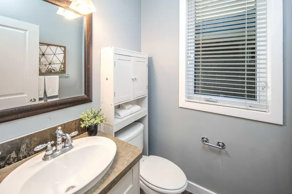 99 Evergreen Square SW Calgary AB T2Y 4W3
