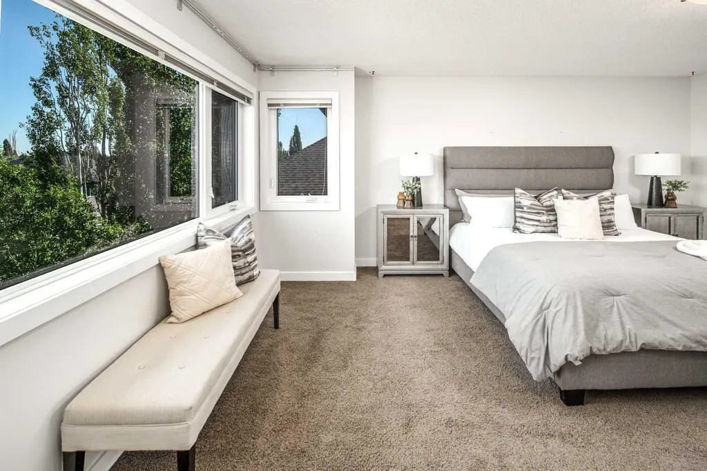 99 Evergreen Square SW Calgary AB T2Y 4W3