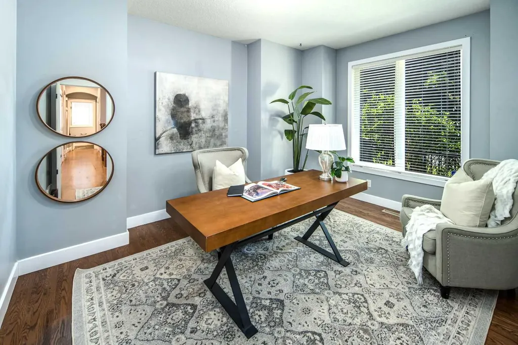 99 Evergreen Square SW Calgary AB T2Y 4W3