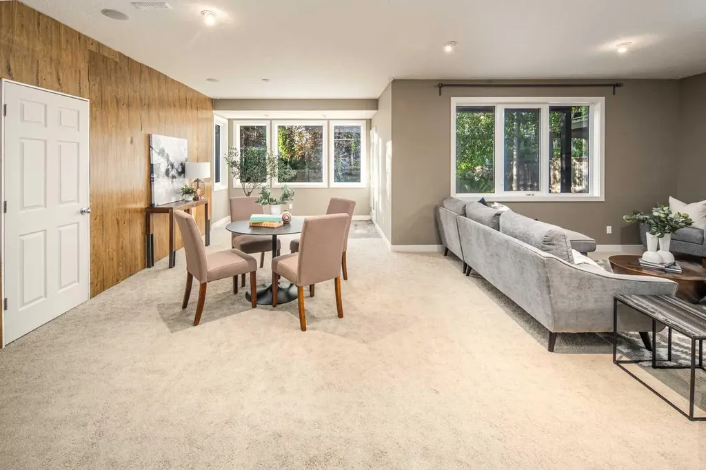 99 Evergreen Square SW Calgary AB T2Y 4W3