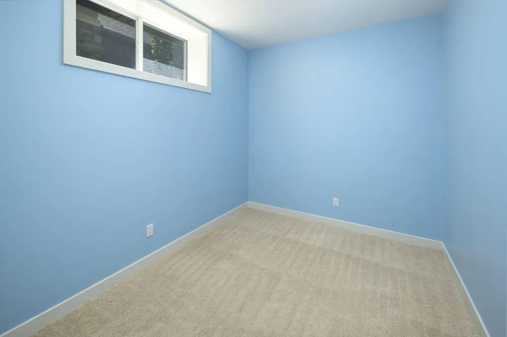 99 Evergreen Square SW Calgary AB T2Y 4W3
