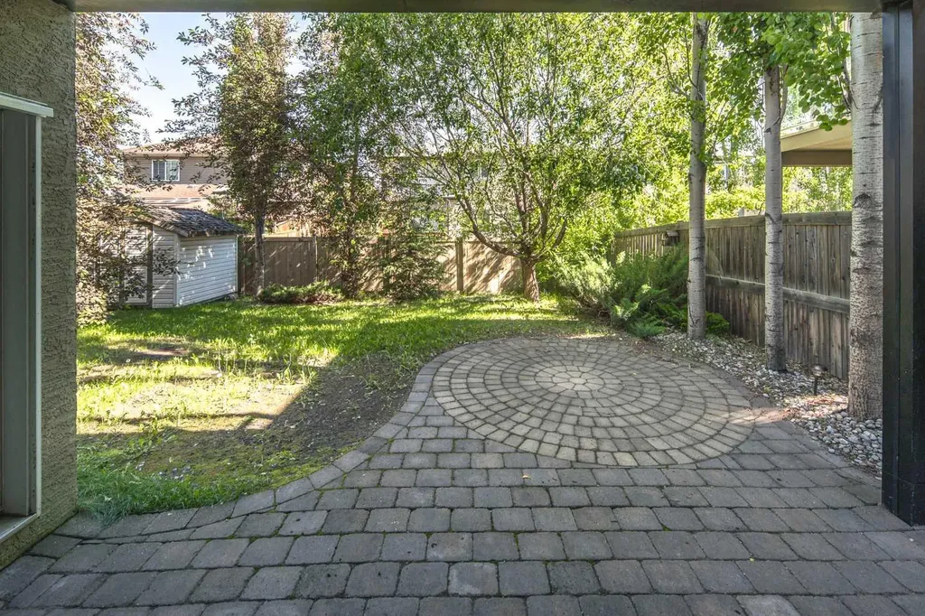 99 Evergreen Square SW Calgary AB T2Y 4W3