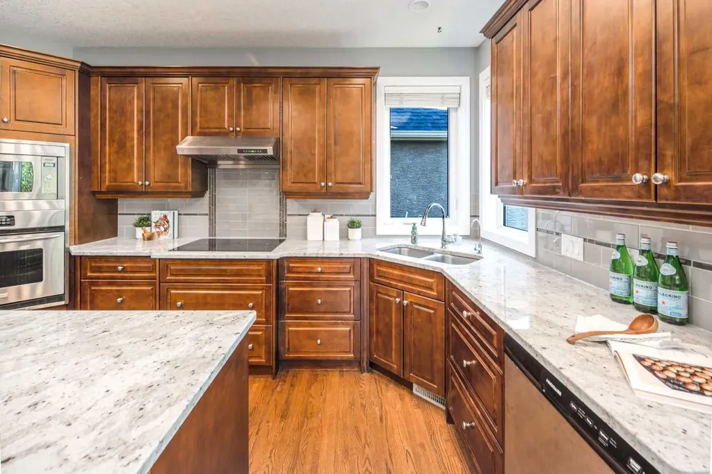 99 Evergreen Square SW Calgary AB T2Y 4W3