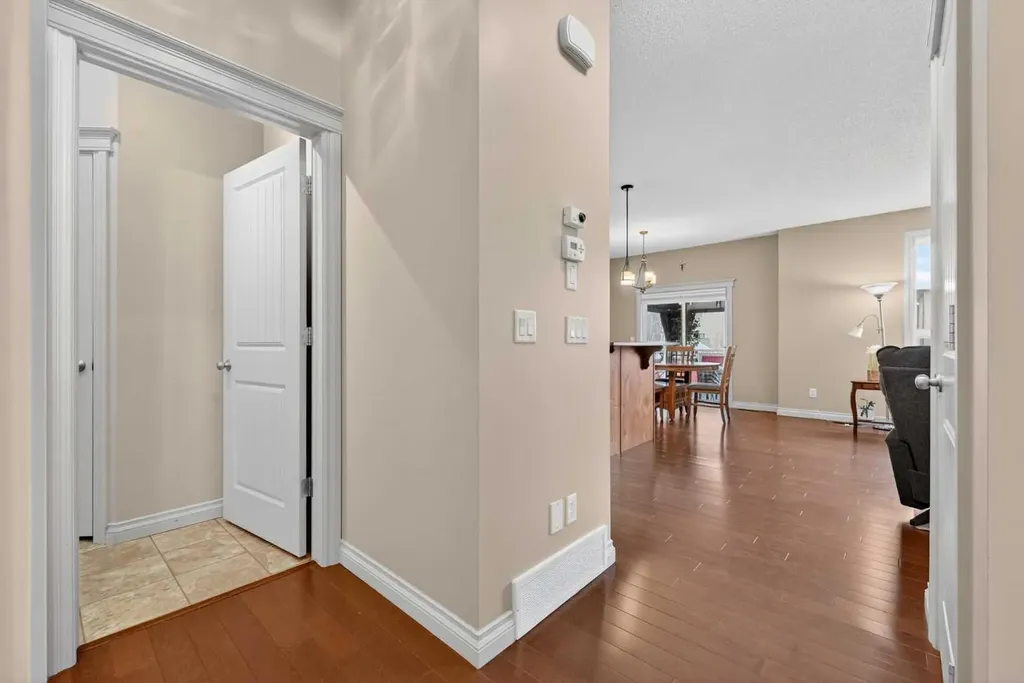 1163 Prairie Springs Hill SW Airdrie AB T4B 0E6