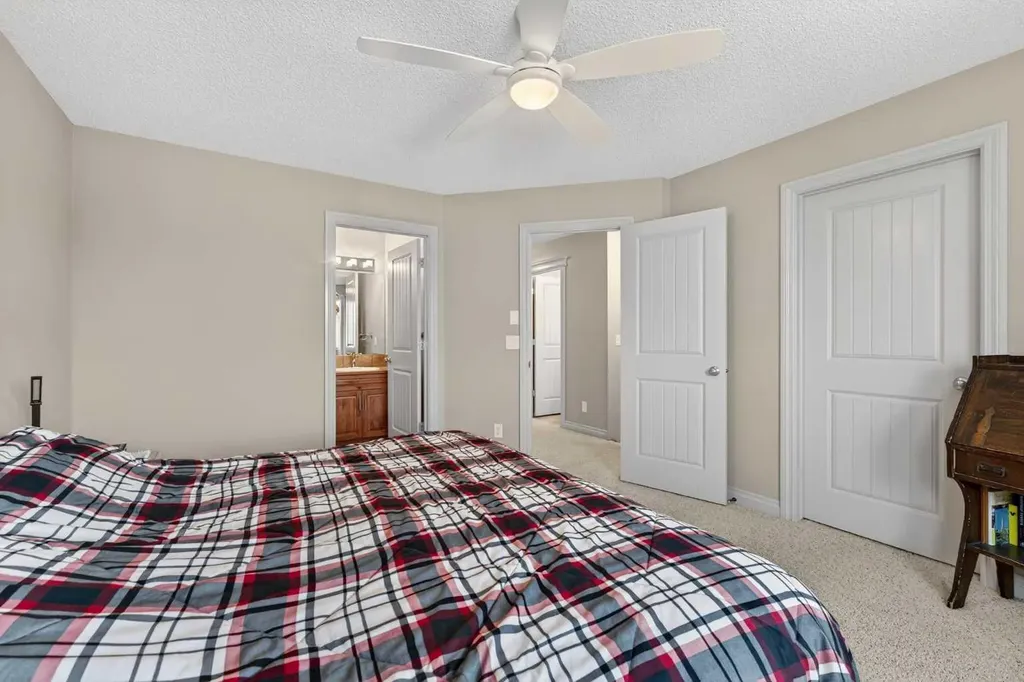 1163 Prairie Springs Hill SW Airdrie AB T4B 0G1