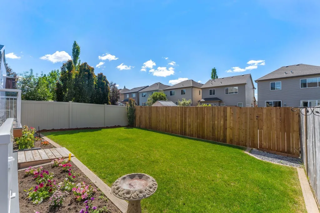 1163 Prairie Springs Hill SW Airdrie AB T4B 0E6