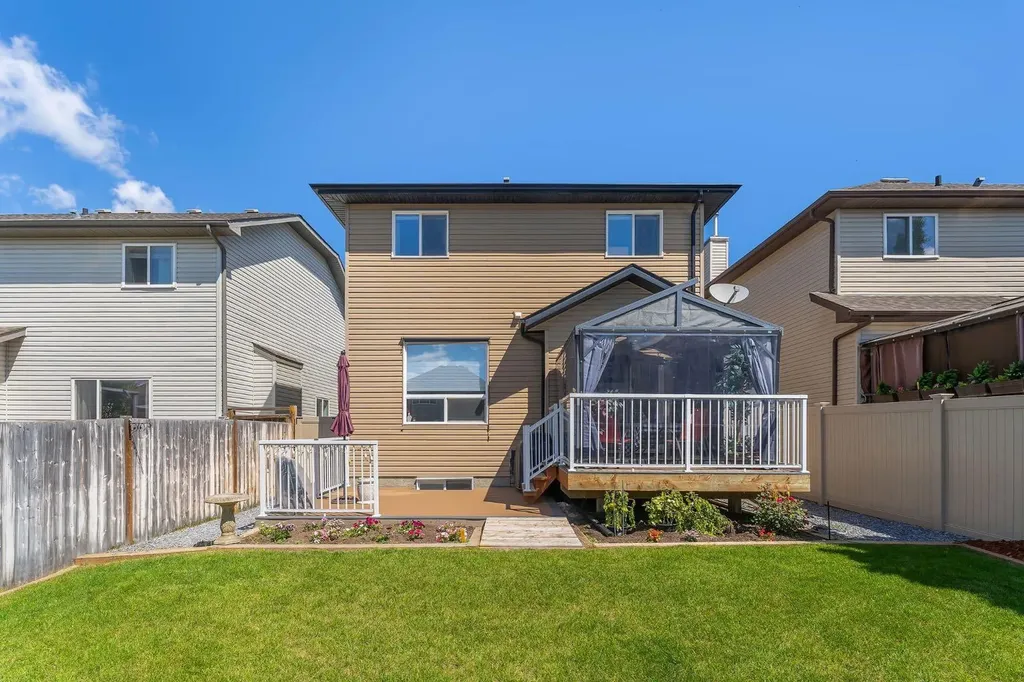 1163 Prairie Springs Hill SW Airdrie AB T4B 0E6