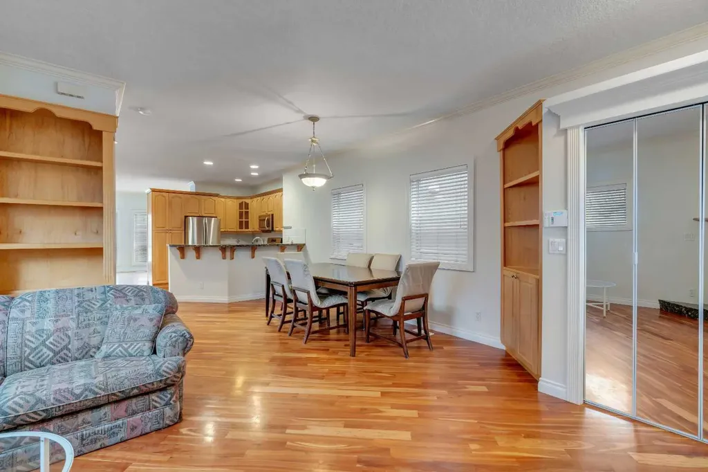 2834 Parkdale Boulevard NW Calgary AB T2N 3S8