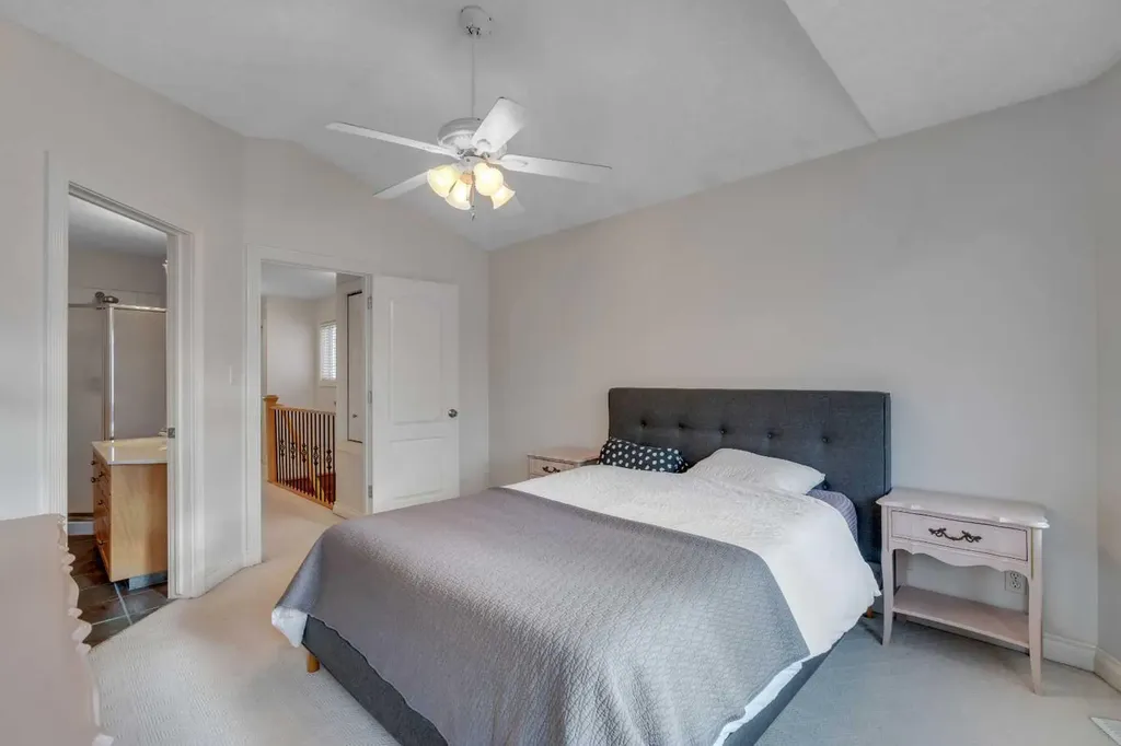 2834 Parkdale Boulevard NW Calgary AB T2N 3S8