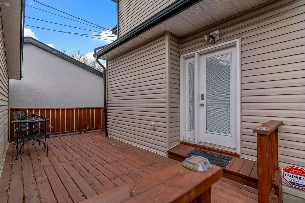 2834 Parkdale Boulevard NW Calgary AB T2N 3S8