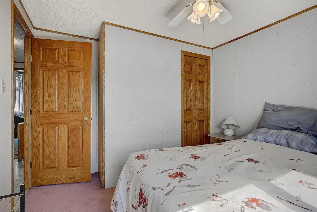 10615 88 Street Grande Prairie AB T8X 1P5