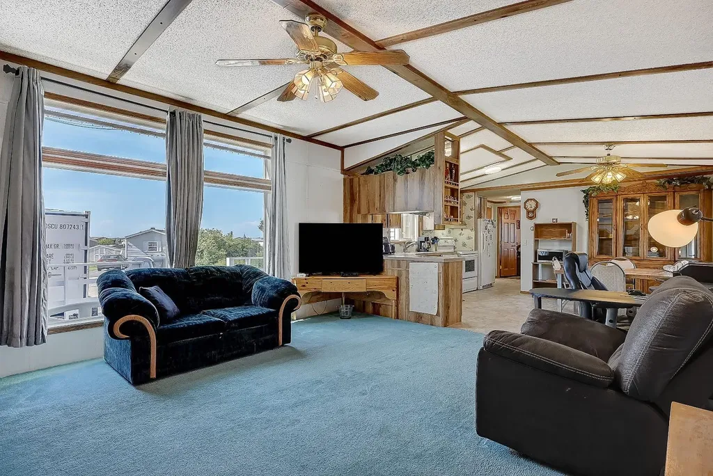 10615 88 Street Grande Prairie AB T8X 1P5