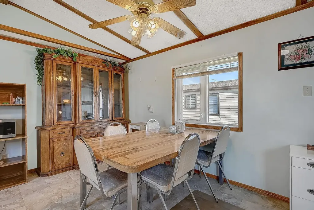 10615 88 Street Grande Prairie AB T8X 1P5