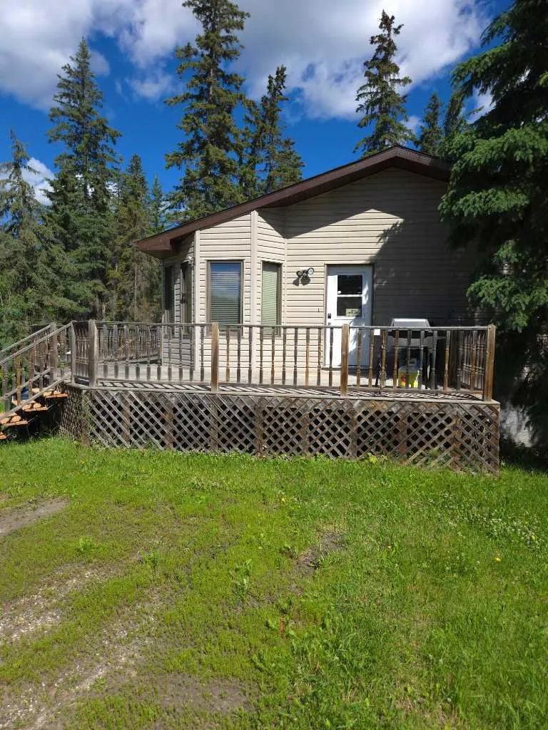 32 1 Avenue SW Faust AB T0G 0X0