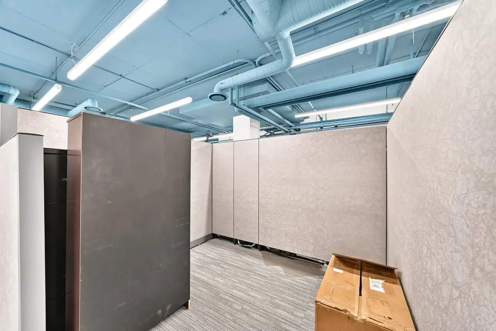 634 6 Avenue SW Calgary AB T2P2Y5