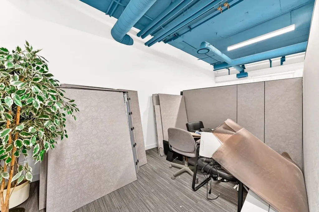 634 6 Avenue SW Calgary AB T2P2Y5