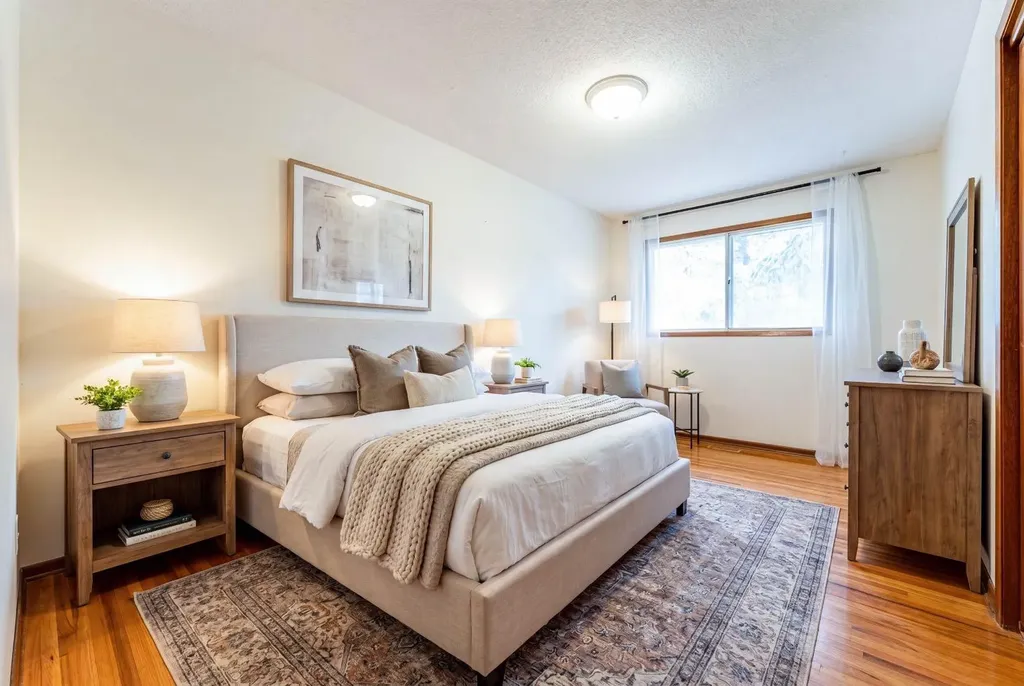 7511 Huntridge Crescent NE Calgary AB T2K 4C8