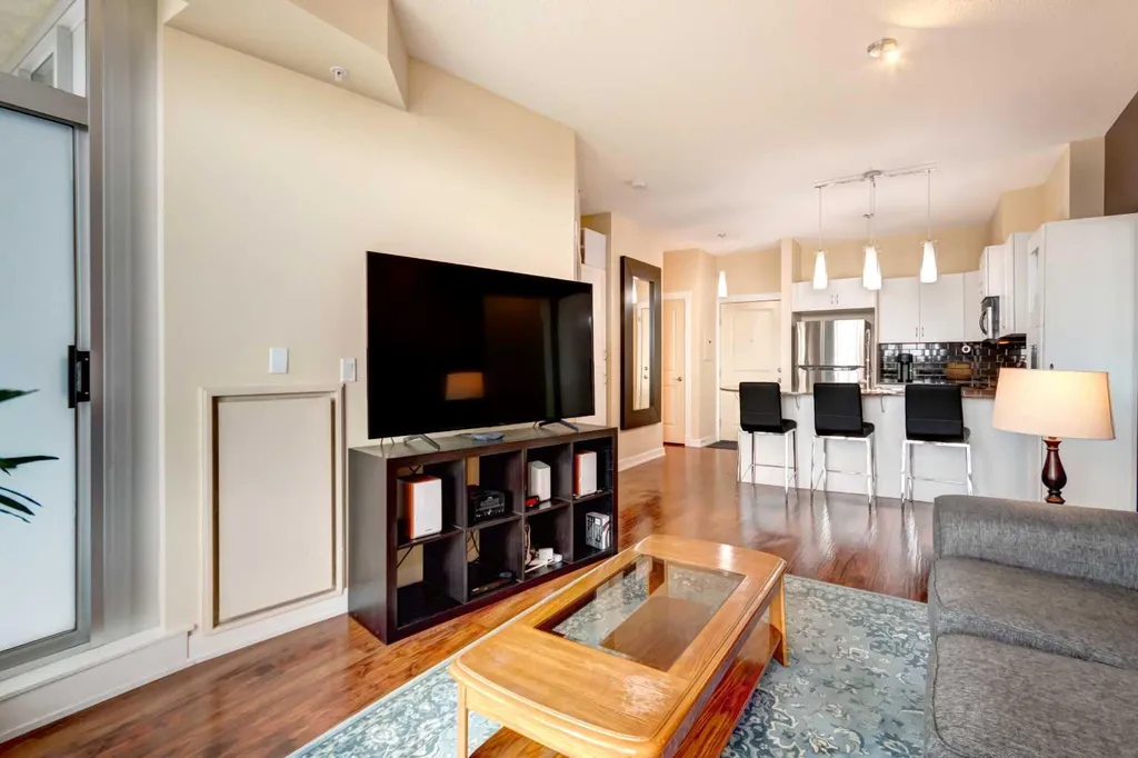 11811 Lake Fraser Drive SE Calgary AB T2J 7J4