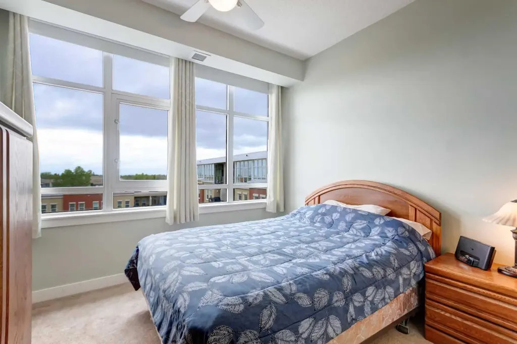 11811 Lake Fraser Drive SE Calgary AB T2J 7J4