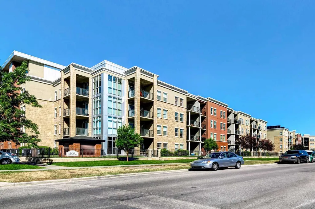 11811 Lake Fraser Drive SE Calgary AB T2J 7J4