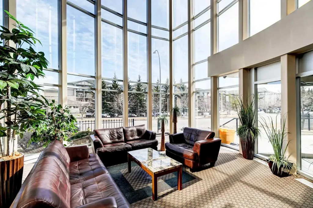 11811 Lake Fraser Drive SE Calgary AB T2J 7J4