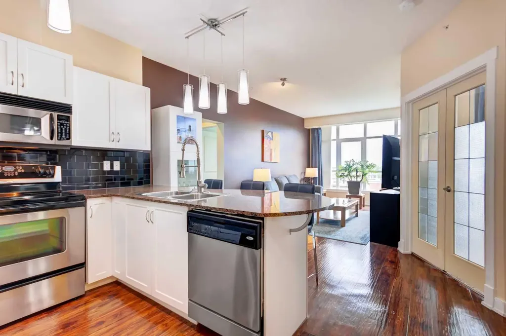 11811 Lake Fraser Drive SE Calgary AB T2J 7J4