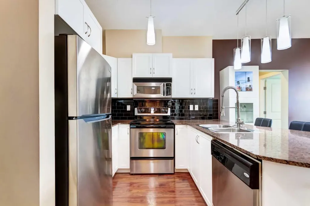 11811 Lake Fraser Drive SE Calgary AB T2J 7J4