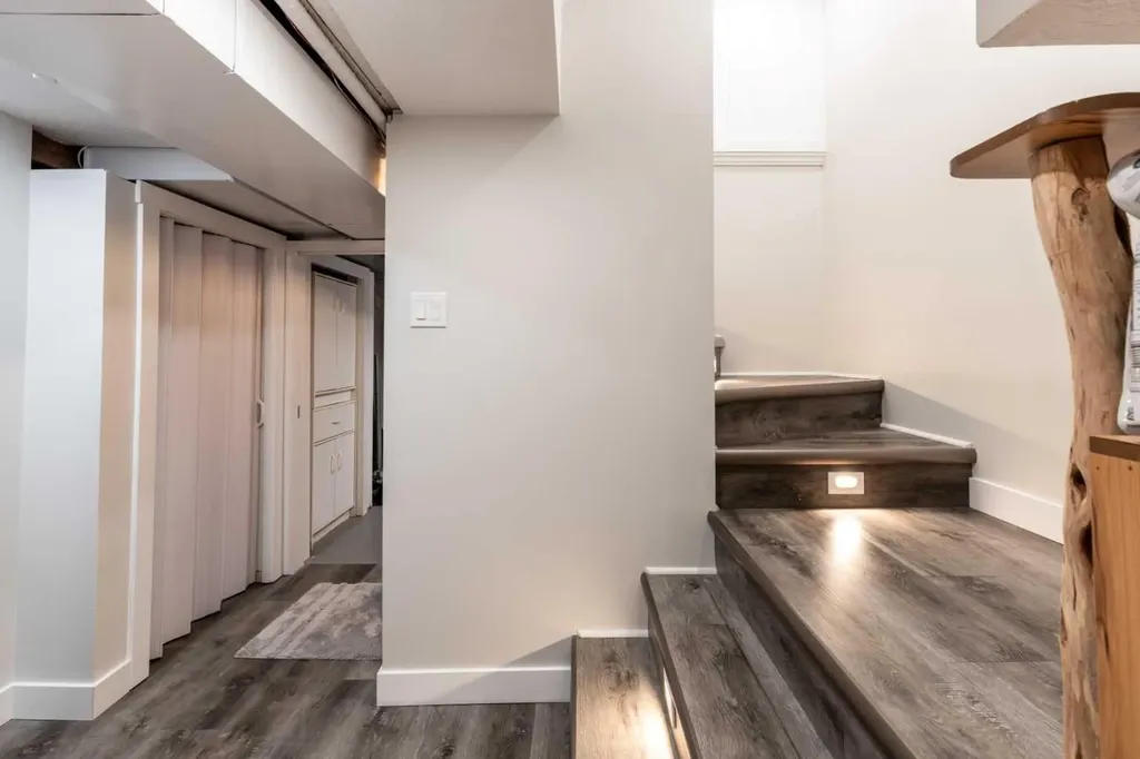 127 1 Street SW Medicine Hat AB T1A3Z1