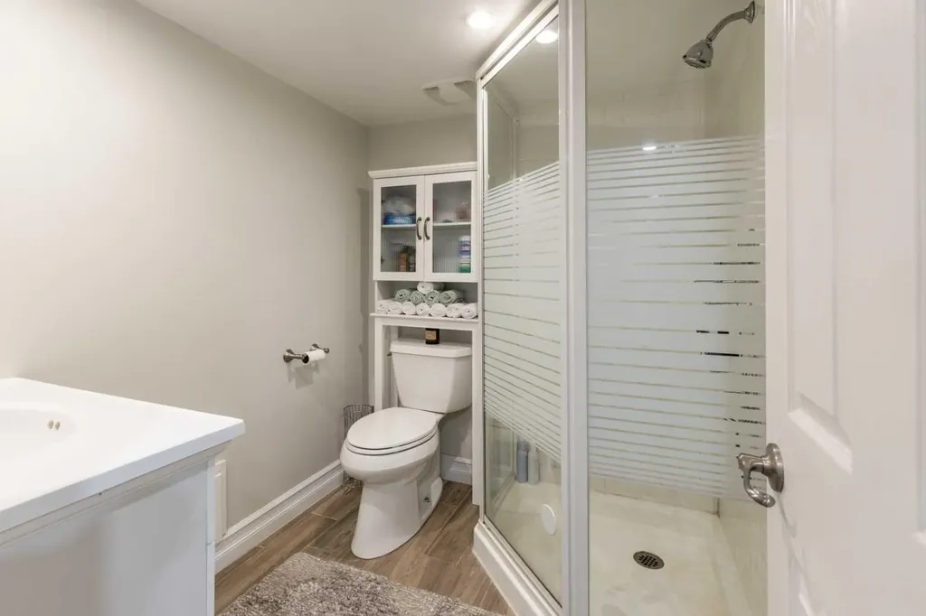 127 1 Street SW Medicine Hat AB T1A3Z1