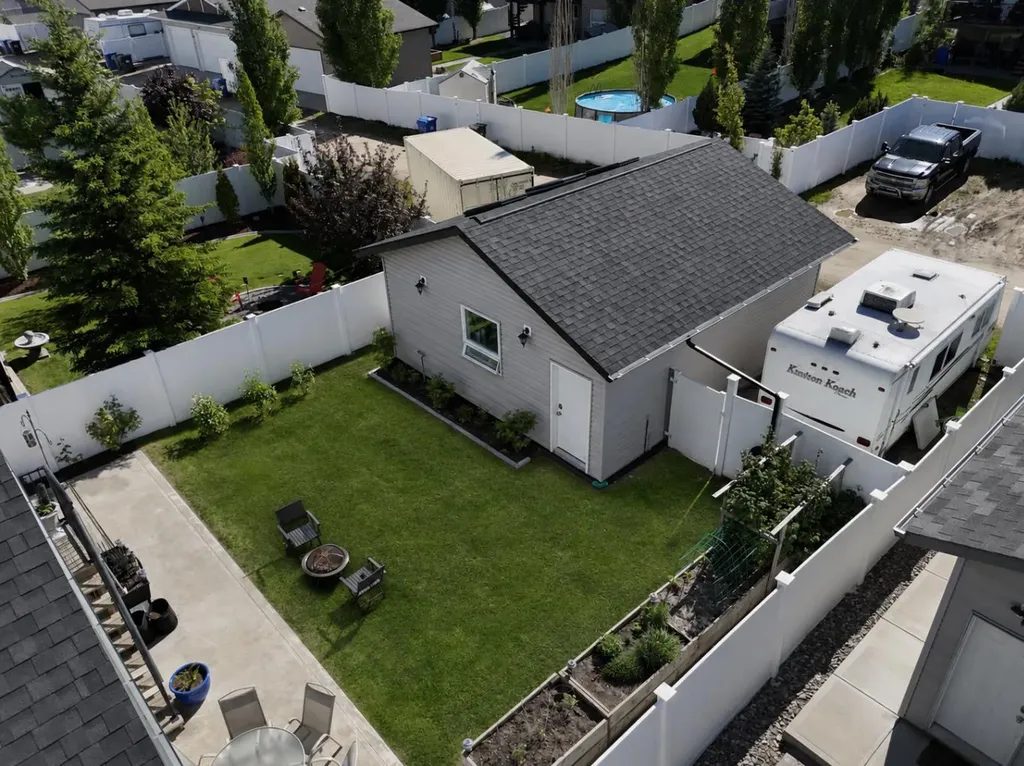 135 Stephenson Crescent Red Deer AB T4R 0L6