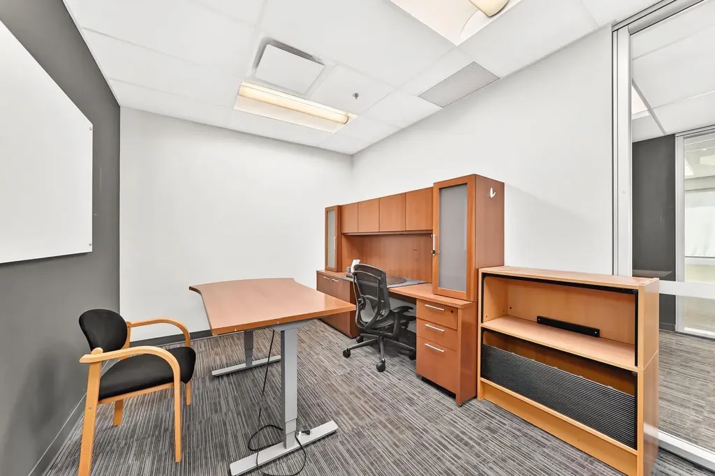 1100 8 Avenue SW Calgary AB T2P 3T8
