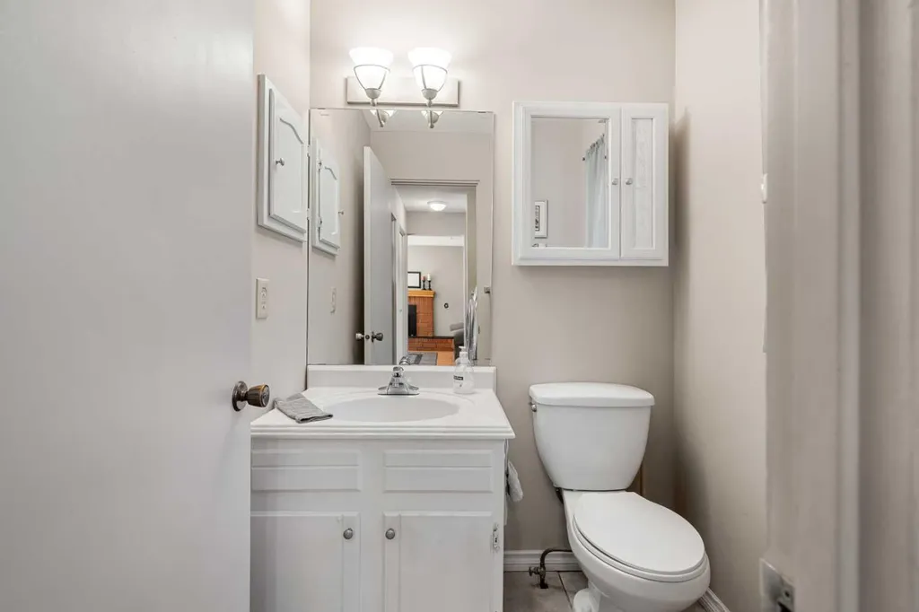 1102 Lake Christina Way SE Calgary AB T2J 2R3