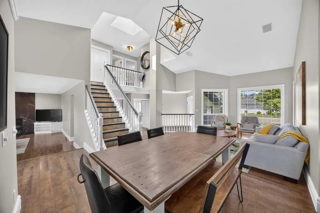 2339 Morris Crescent SE Airdrie AB T4A 2A3