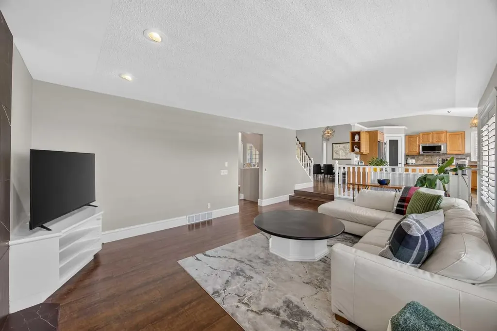 2339 Morris Crescent SE Airdrie AB T4A 2A3