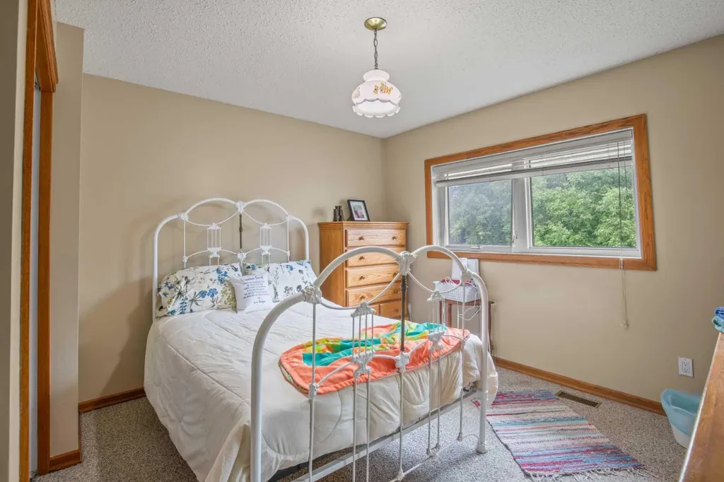 37563 Range Road 272 Rural Red Deer County AB T4E 1M5