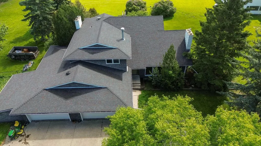 37563 Range Road 272 Rural Red Deer County AB T4E 1M5
