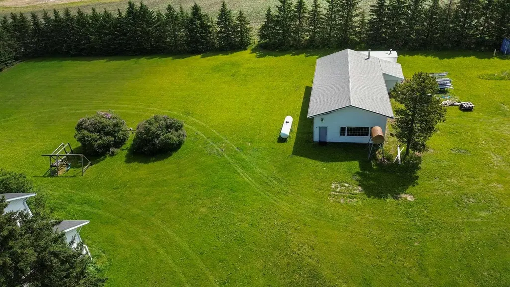 37563 Range Road 272 Rural Red Deer County AB T4E 1M5