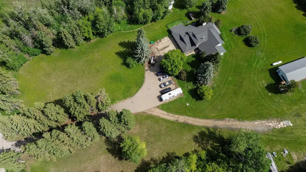 37563 Range Road 272 Rural Red Deer County AB T4E 1M5