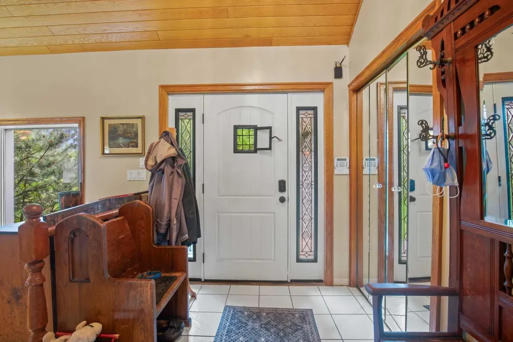 37563 Range Road 272 Rural Red Deer County AB T4E 1M5