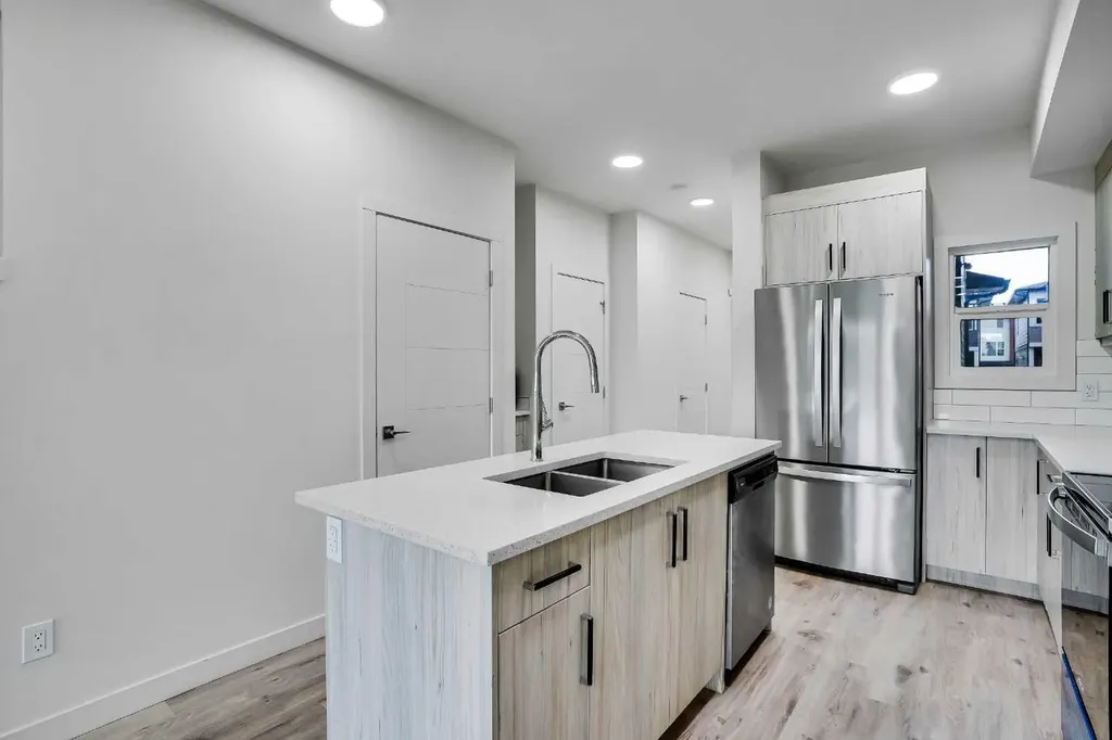 116 Saddlestone Heath NE Calgary AB T3J5K8
